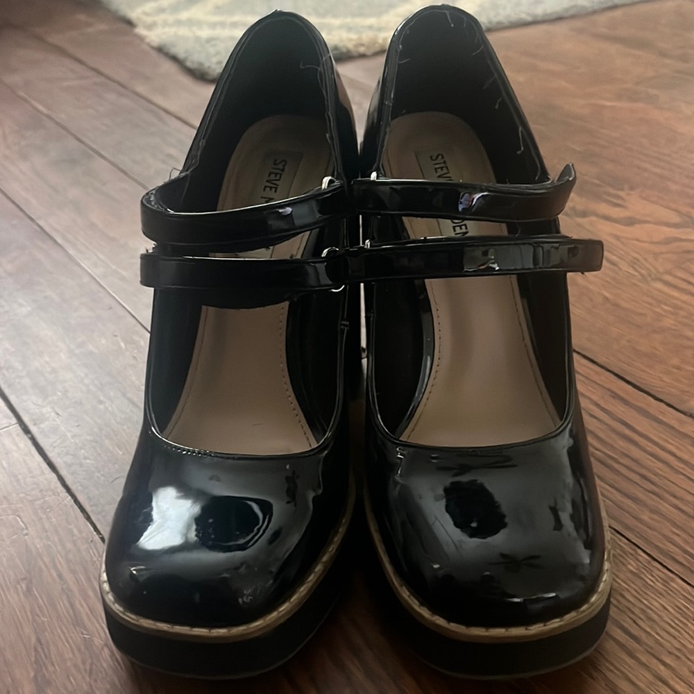 Steve Madden black patent Mary Jane block heels